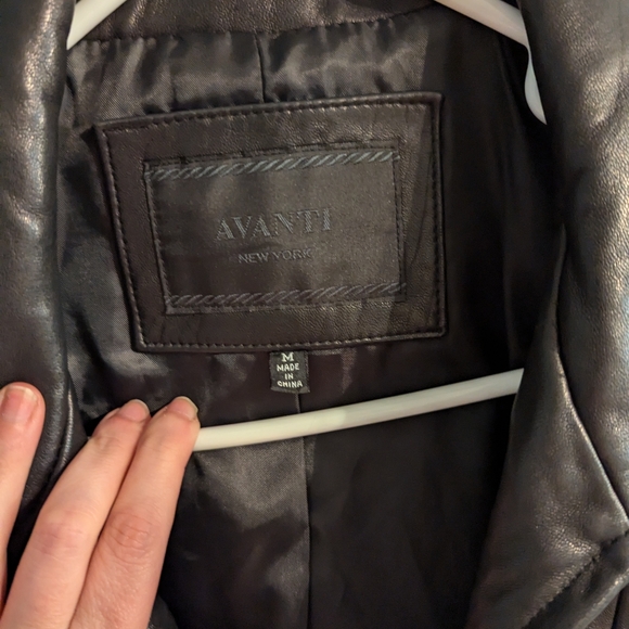 Beautiful Avanti Black Leather Jacket - Women's - Size M - Picture 3 of 4